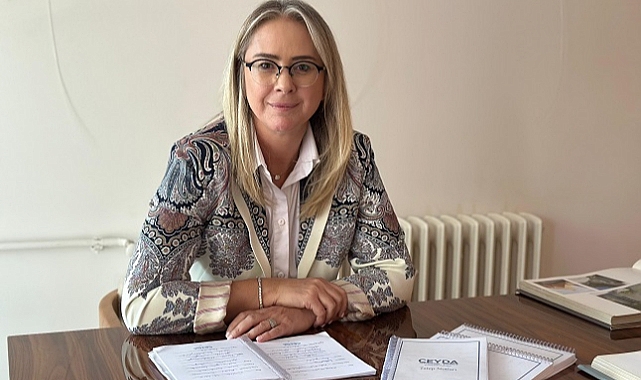 İzmir'in 500 Sayfalık Sorunlarını Ankara'ya Taşıdı