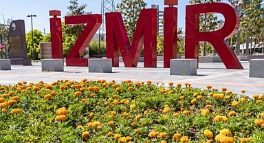 İzmir’in parklarında akıllı sulama dönemi
