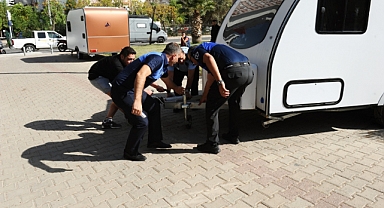 Karşıyaka Belediyesi’nden karavanla etkin mücadele