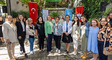 Konak’ta imzalar eşitlik için atıldı