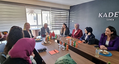 Milli Eğitim Bakan Yardımcısı Doç. Dr. Celile Eren ÖKTEN’den KADEM İzmir’e ziyaret…