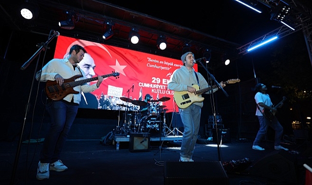 Urla’da Cumhuriyet Bayramı Coşkusu