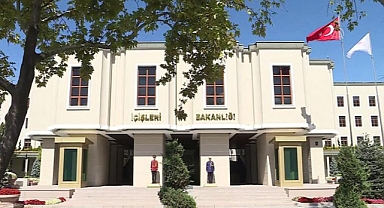 2 belediyeye yeni görevlendirme