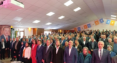 AK Parti Pazarlar İlçe Kongresi Coşkulu Geçti