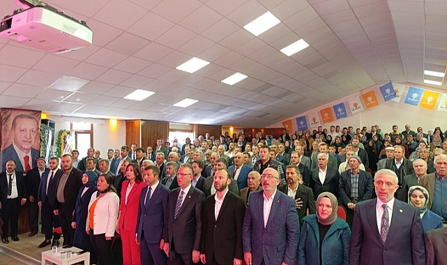 AK Parti Pazarlar İlçe Kongresi Coşkulu Geçti