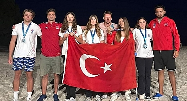 Ayvalıklı gençler Avrupa'da gurur yaşattı...