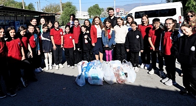 Bornova’da gençlere geri dönüşüm eğitimi