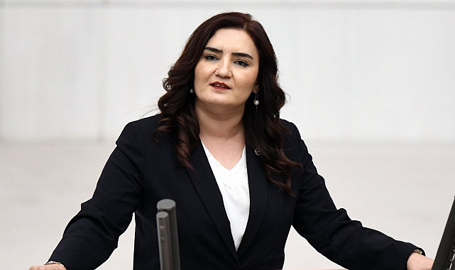 CHP'de Vefa ve Eleştiri Çatışması