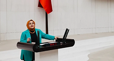 ‘Çocukların geleceğini siyasi çekişmelerinize kurban etmeyin’