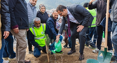 Fidanlar çocuklar için dikildi