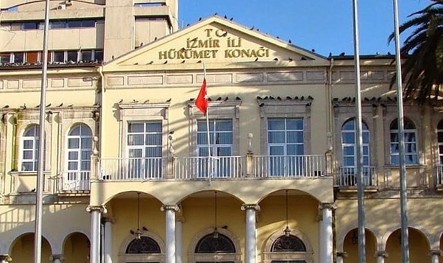 İzmir Büyükşehir'den Valiliğe 'Resmi Yazı' Tepkisi
