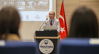 İzmir'de düzenlenen sempozyumda deprem konusu ele alındı