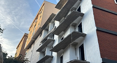 İzmir'de inşattan düşen işçi öldü