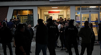 İzmir Seferihisar'da polis ekibine silahlı saldırı