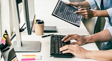 Küçük İşletmeler İçin Dijital Programlarla Etkili Yönetim