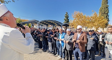 Kuraklığa Karşı Yağmur Duasına Çıktılar