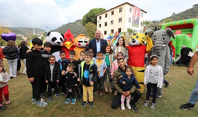 Mandalinanın Kalbinde Coşkulu Festival