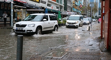 Sağanak ve kuvvetli rüzgar yaşamı olumsuz etkiliyor