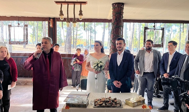 Sunay’la, Burak dünya evine girdi