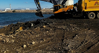 Tehlikeli atıkların kazı ve taşıma işlemi durduruldu