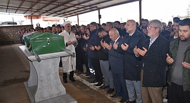 Yangında hayatını kaybeden işçinin cenazesi defnedildi