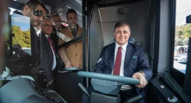 Tugay, 80 milyon Euro'luk kredi için ilk imzayı attı