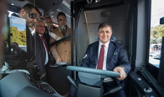 Tugay, 80 milyon Euro'luk kredi için ilk imzayı attı
