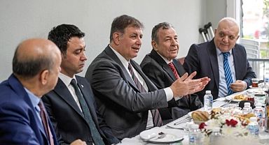 Başkan Tugay'a güven vurgusu