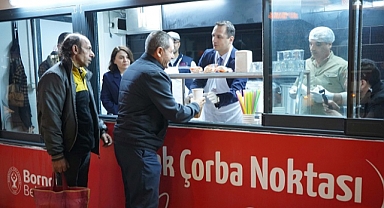 Bornova’da soğuk kış günlerinde içleri ısıtan hizmet