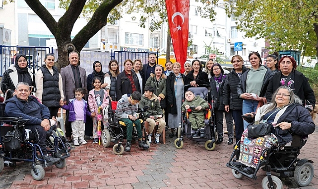 Buca'da renkli Dünya Engelliler Günü etkinlikleri