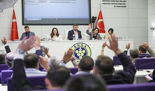 Buca Meclisi'nde kriz