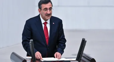 Cumhurbaşkanlığı tasarruf tedbirlerine uyuyor mu?