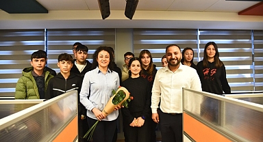 Evlatlarımızı geleceğe güvenle hazırlıyoruz