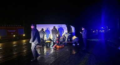 Fethiye'de devrilen minibüsün sürücüsü öldü