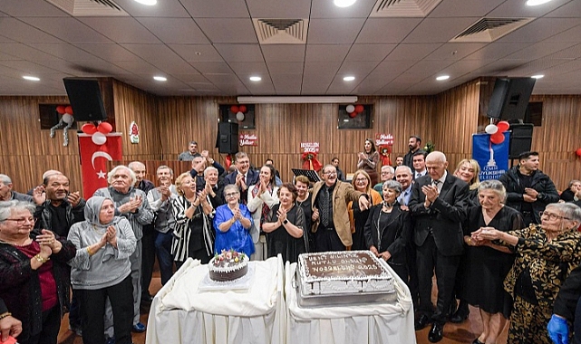 Huzurevinde yeni yıla merhaba buluşması