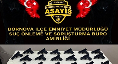 İzmir'de yasa dışı silah ticareti operasyonu