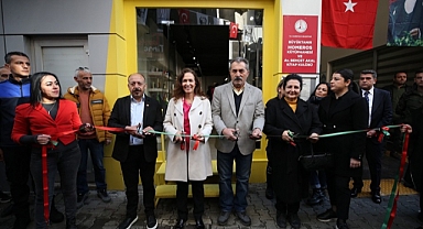 Karşıyaka’da Dükkan 35 ½ açıldı