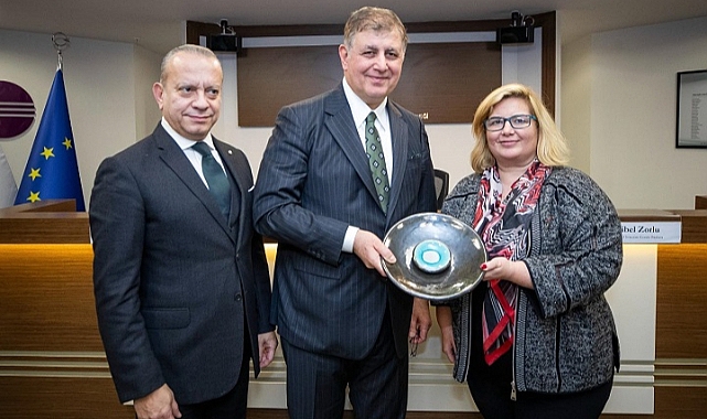 “Kredi verseler de vermeseler de yapacağız”