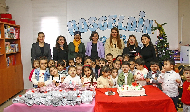Özgür Çocuk Evi minikleriyle yeni yılı kutladı