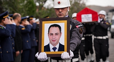 Şehit polis memuru son yolculuğuna uğurlandı