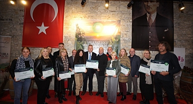 Urla Bağ Yolu’na Büyük Onur