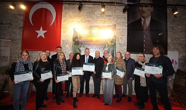 Urla Bağ Yolu’na Büyük Onur