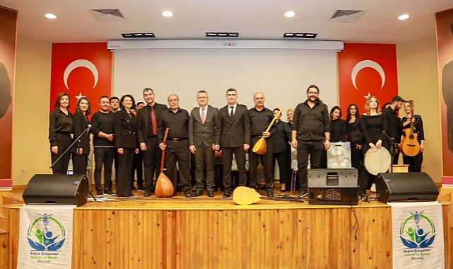 Yeni Yıla Sayılı Günler Kala Sağlık ve Sanat Buluştu