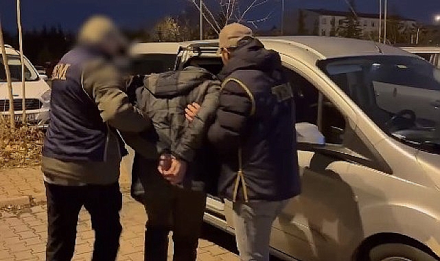 Aydın'da FETÖ Firarisi Gizli Geçitte Yakalandı