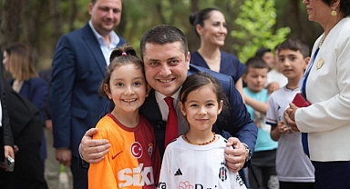 Başkan Demir’den çocuklara karne hediyesi