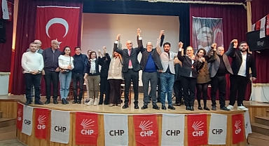 Chp Foça'da Kazanan Kenan Düzgün Oldu