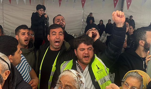 CHP Genel Başkanı Özel'e protesto