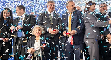 “Diz çöktüremediğiniz için İzmir’i kötülüyorsunuz”