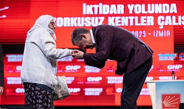 İzmir biziz, biz İzmir’iz