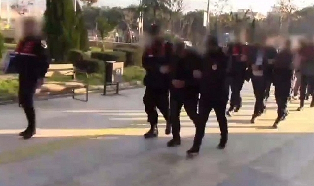 İzmir'de dolandırıcılık  Operasyonu